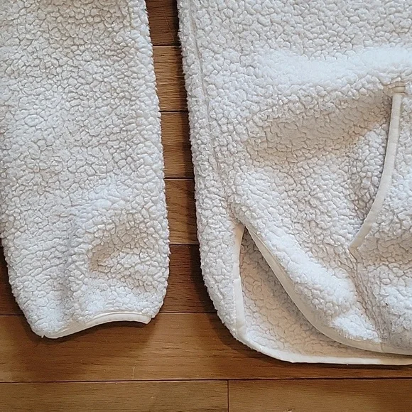 Forever21 Cozy Cream Sherpa Pullover - Picture 3 of 3